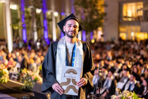 22 מתוך 438